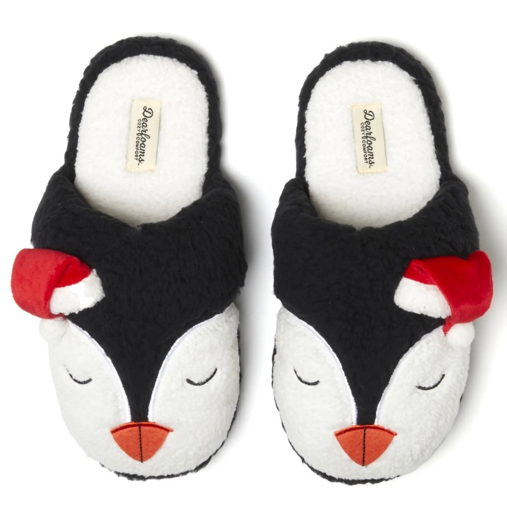 Dearfoams Penguin Slippers with Red Santa hat size 7/8